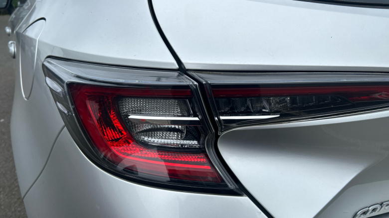 Toyota Corolla 1.8 VVT-i Hybrid GR Sport 5dr CVT Hybrid Hatchback